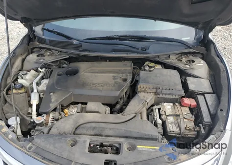 2015 Nissan Altima 2.5 из США, поврежденный, VIN 1N4AL3AP7FN919732